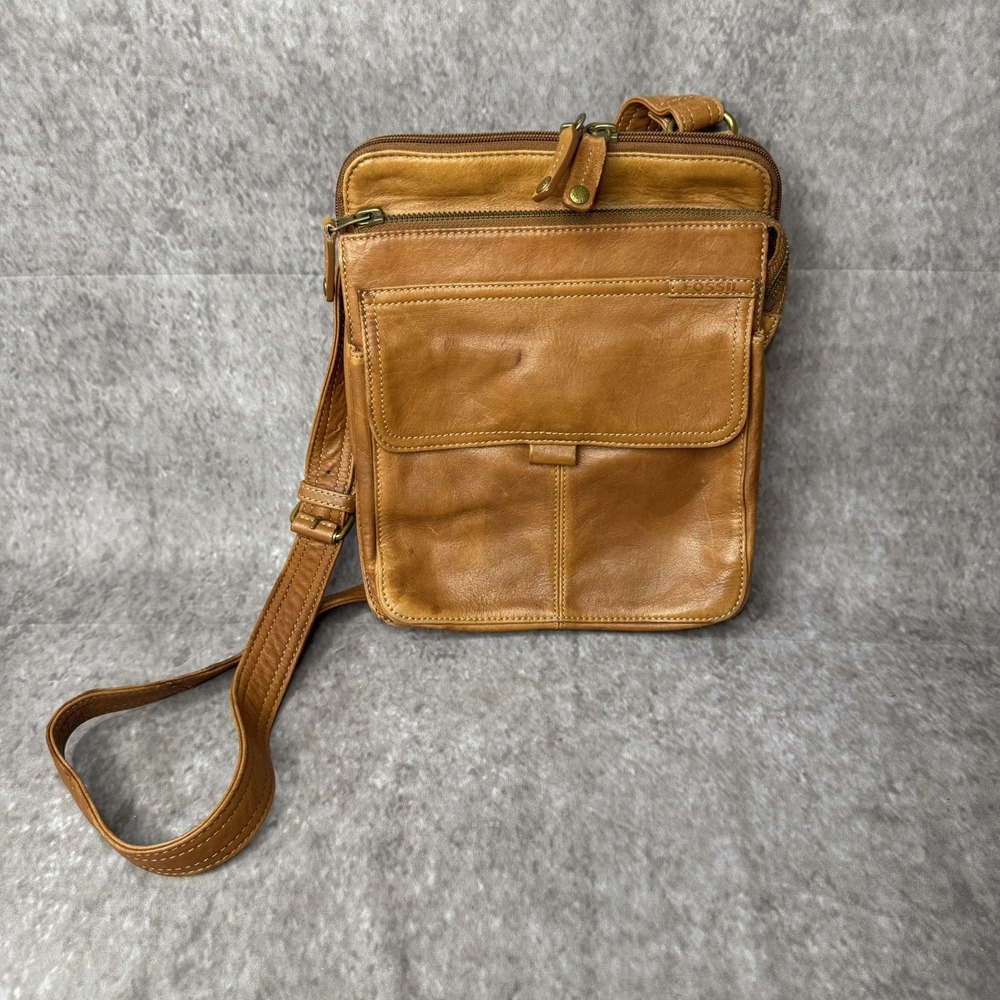 VTG Fossil Tan Leather Crossbody Bag Organizer Adjustable Strap Pockets Lined